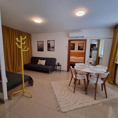 Turecka 49 Apt 2 Nové Zámky Exterior foto